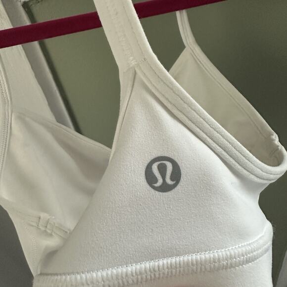 Lululemon Flow Y Nulu Longline Bra Light Support, A–C Cups, Size 6, White Yoga - Picture 3 of 5